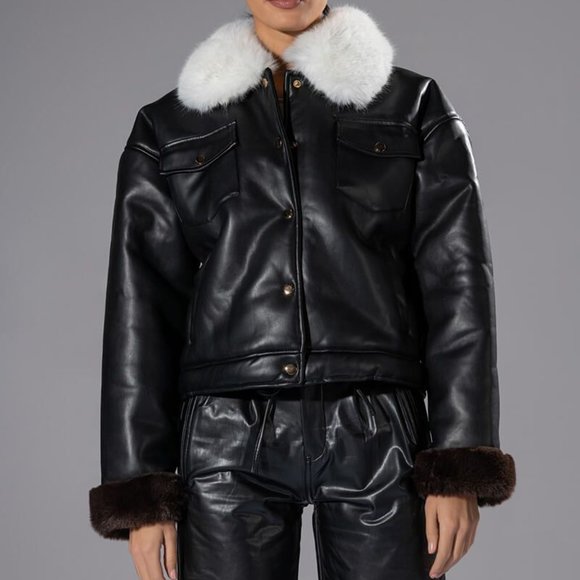Callie Lives Jackets & Blazers - Miz Box Me Out Black Vegan Oversized Button-Up Coat w/ Fur Collar & Wrists L XL